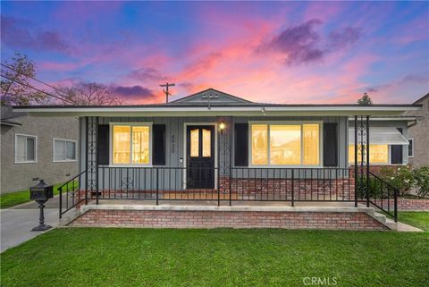 4930 Mamie Lakewood CA 90713