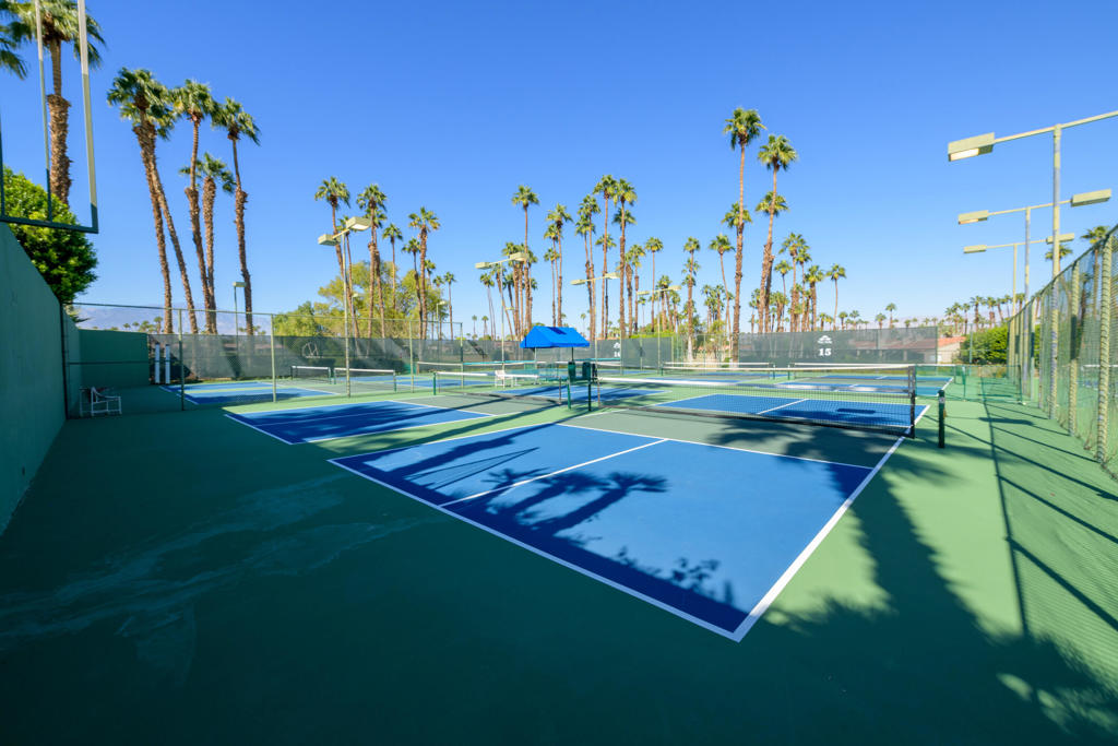 Palm Valley CC - Residential