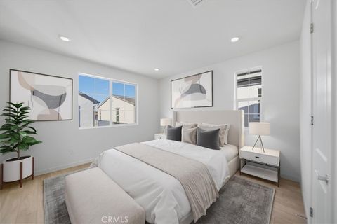 Tiny photo for 4862 Arroyo Run, Moorpark, CA 93021 (MLS # IV25278775)