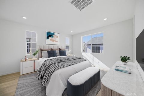 Tiny photo for 4862 Arroyo Run, Moorpark, CA 93021 (MLS # IV25278775)