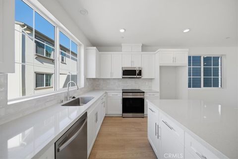 Tiny photo for 4862 Arroyo Run, Moorpark, CA 93021 (MLS # IV25278775)