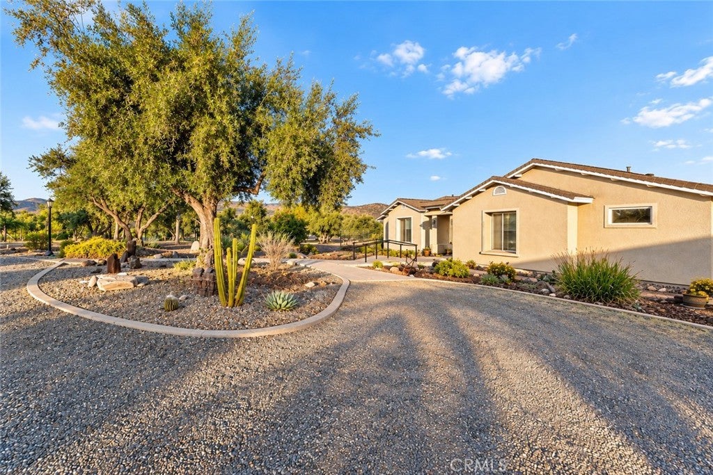 108 Manzanella Ct