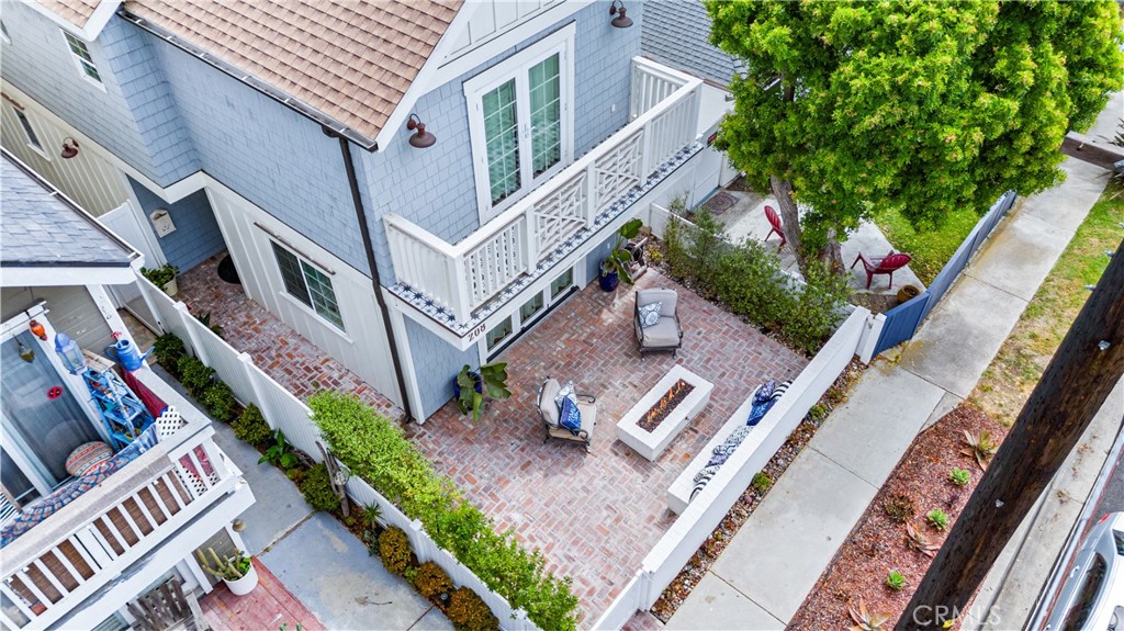 Downtown Area (DOWN) - Residential Lease