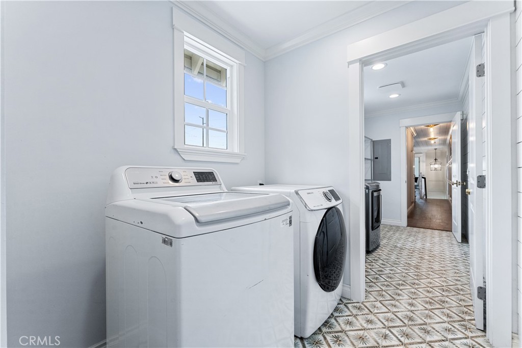 Downtown Area (DOWN) - Residential Lease