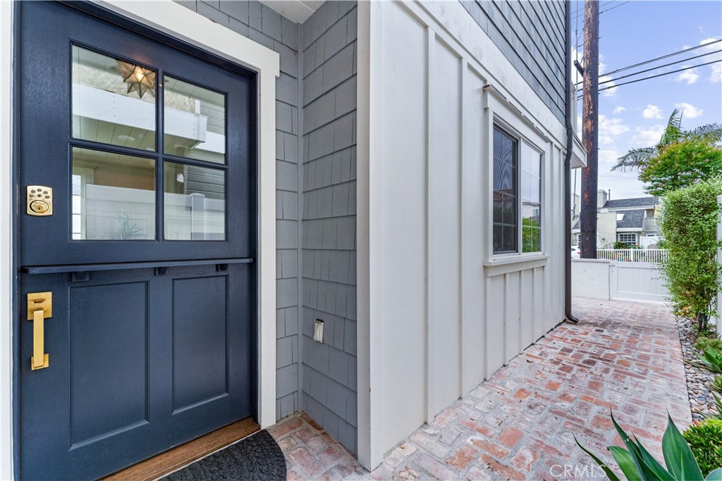 Downtown Area (DOWN) - Residential Lease