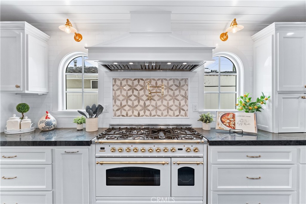 Downtown Area (DOWN) - Residential Lease