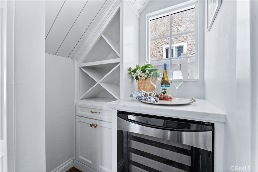 Downtown Area (DOWN) - Residential Lease