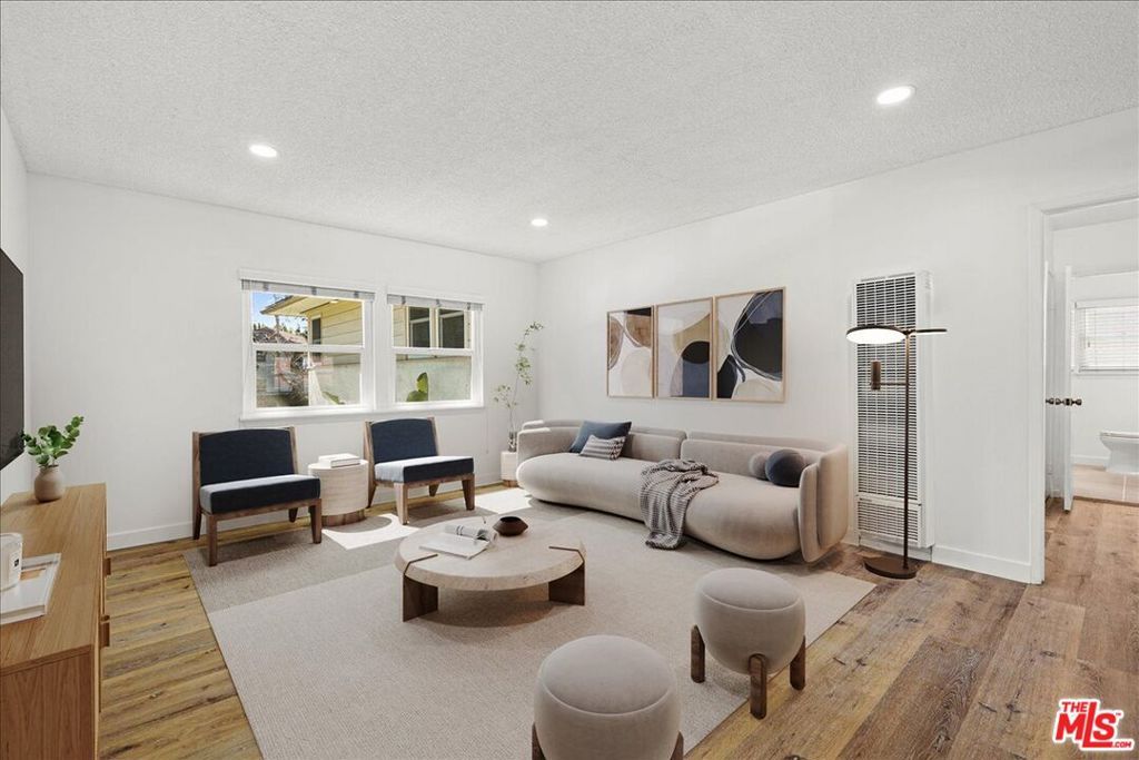 Photo of 5845 Bowcroft Street #4, Los Angeles, CA 90016 (MLS # 25623711)