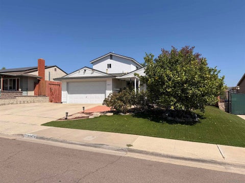 Photo of 10041 N Gem Tree Way WAY, Santee, CA 92071 (MLS # 260022918SD)