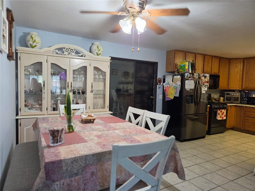 444 E Avenue R9