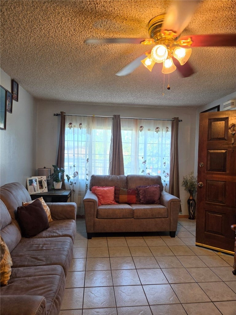 444 E Avenue R9