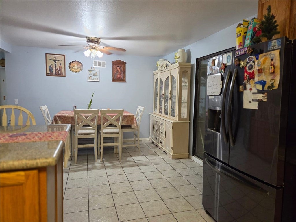 444 E Avenue R9