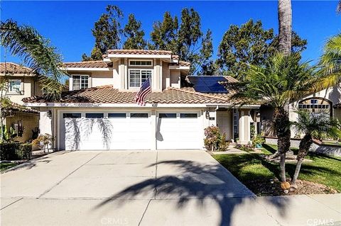 Photo of 5 Telliz, Rancho Santa Margarita, CA 92652 (MLS # LG26070335)