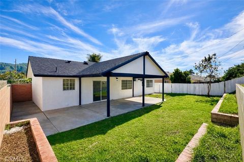 Tiny photo for 627 Center Lane, Santa Paula, CA 93060 (MLS # MB26048411)