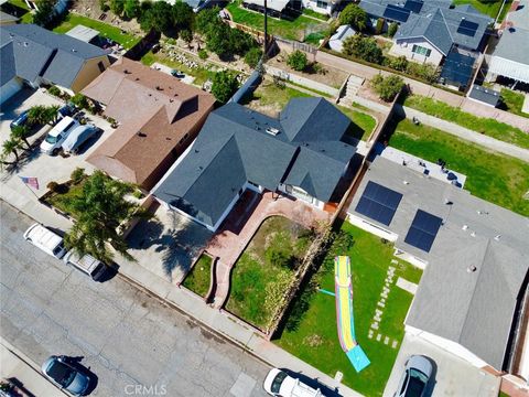 Tiny photo for 627 Center Lane, Santa Paula, CA 93060 (MLS # MB26048411)