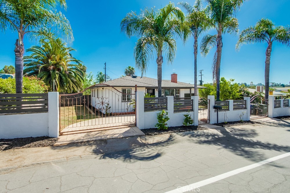 139 Camino Patricia