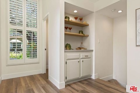 Tiny photo for 5711 Owensmouth Avenue #131, Woodland Hills, CA 91367 (MLS # 25621917)