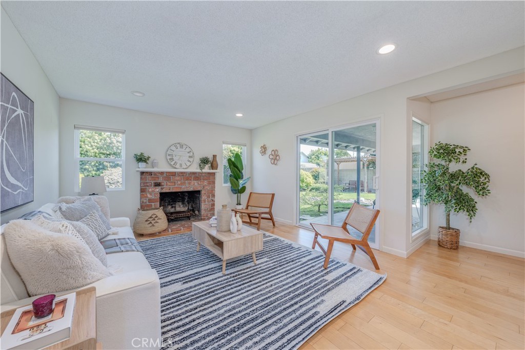 17886 Elm Street