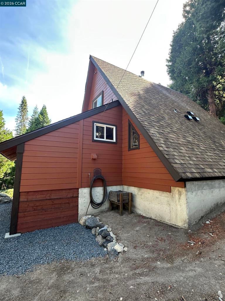 91 Segale Dr