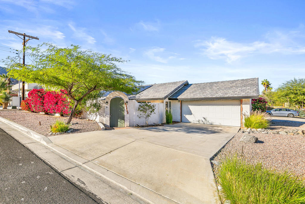 La Quinta Cove - Residential