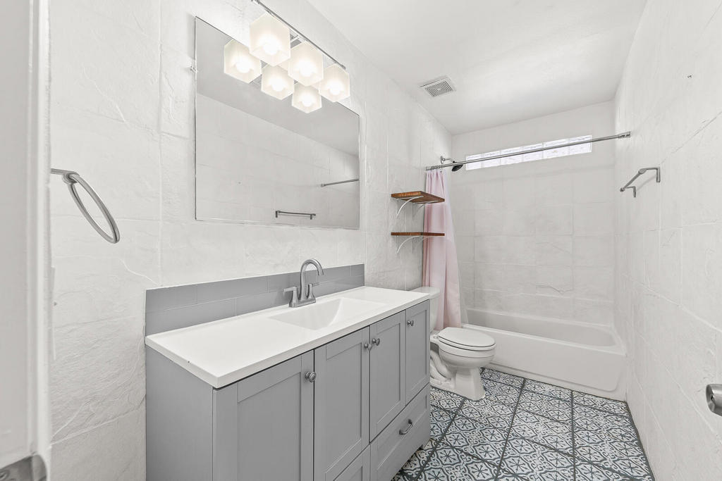 La Quinta Cove - Residential