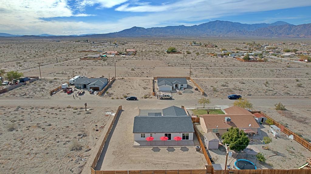 Vista Del Mar - Residential