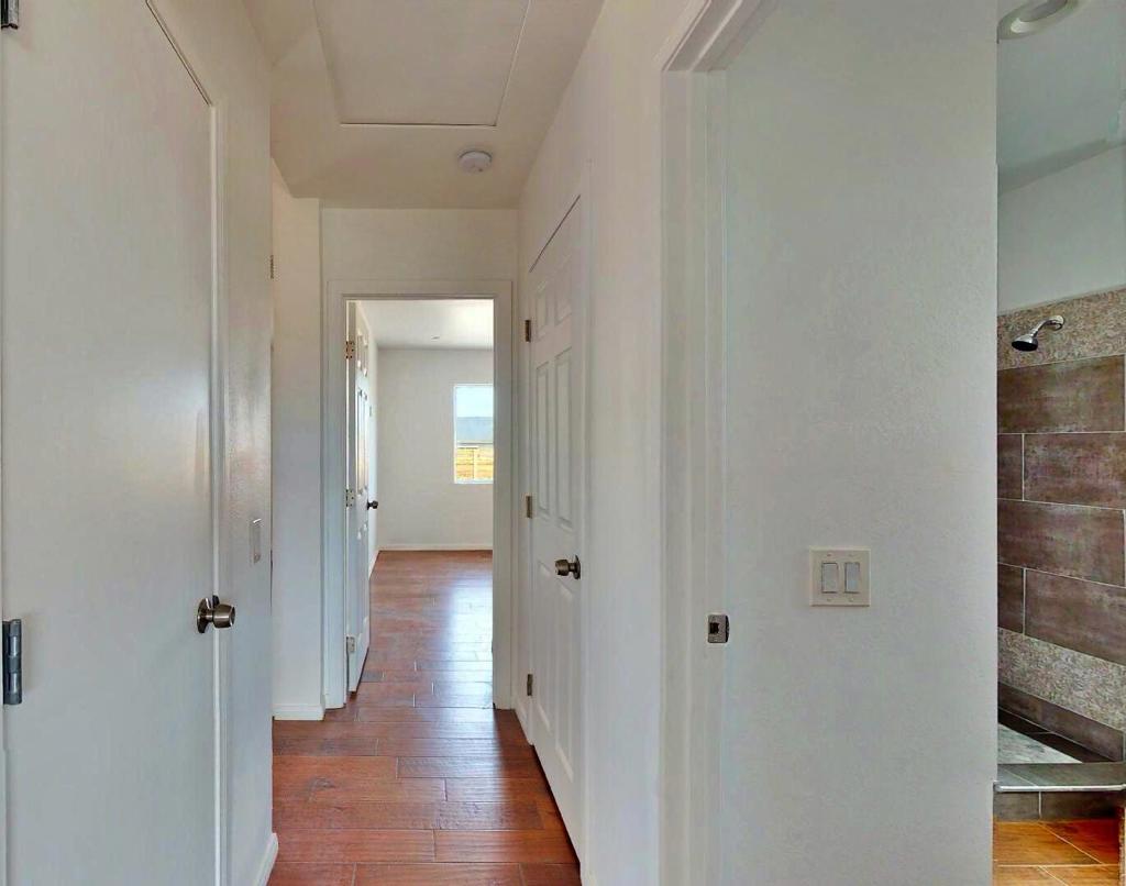 Vista Del Mar - Residential