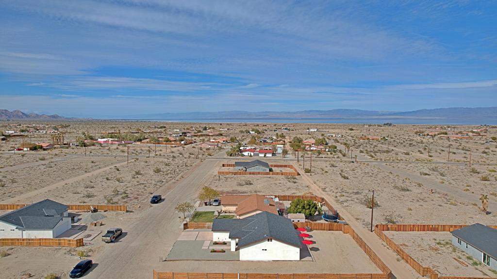 Vista Del Mar - Residential