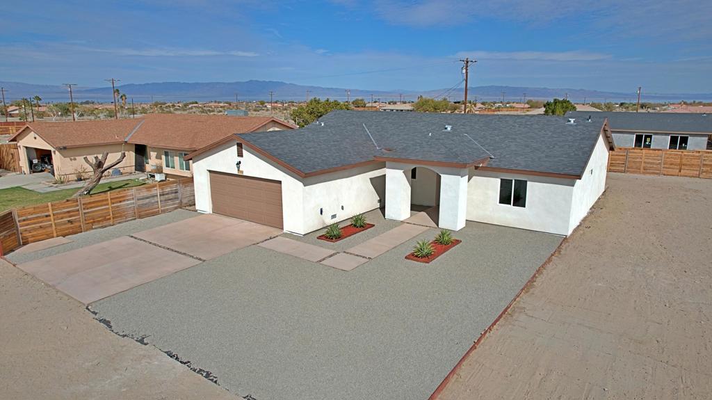 Vista Del Mar - Residential