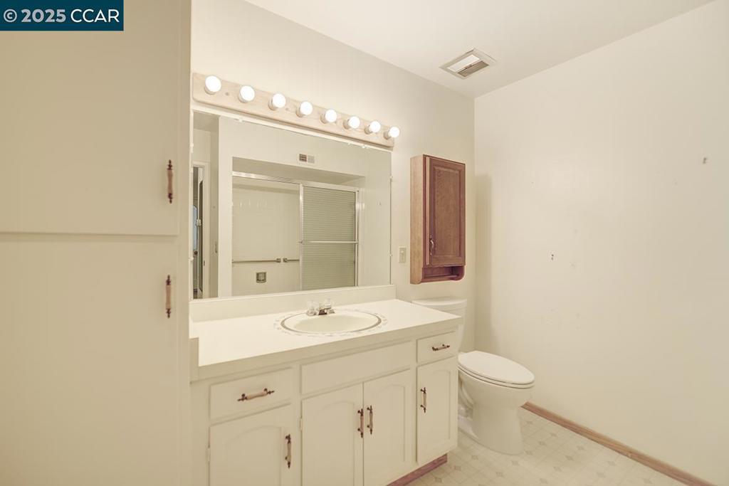 ROSSMOOR - Residential