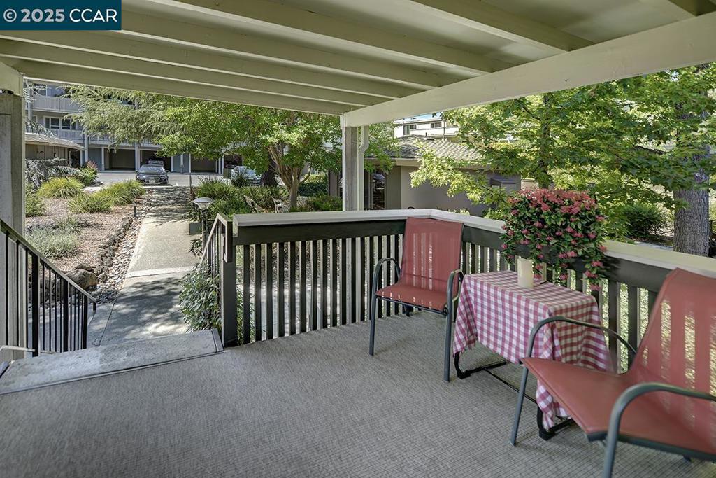 ROSSMOOR - Residential