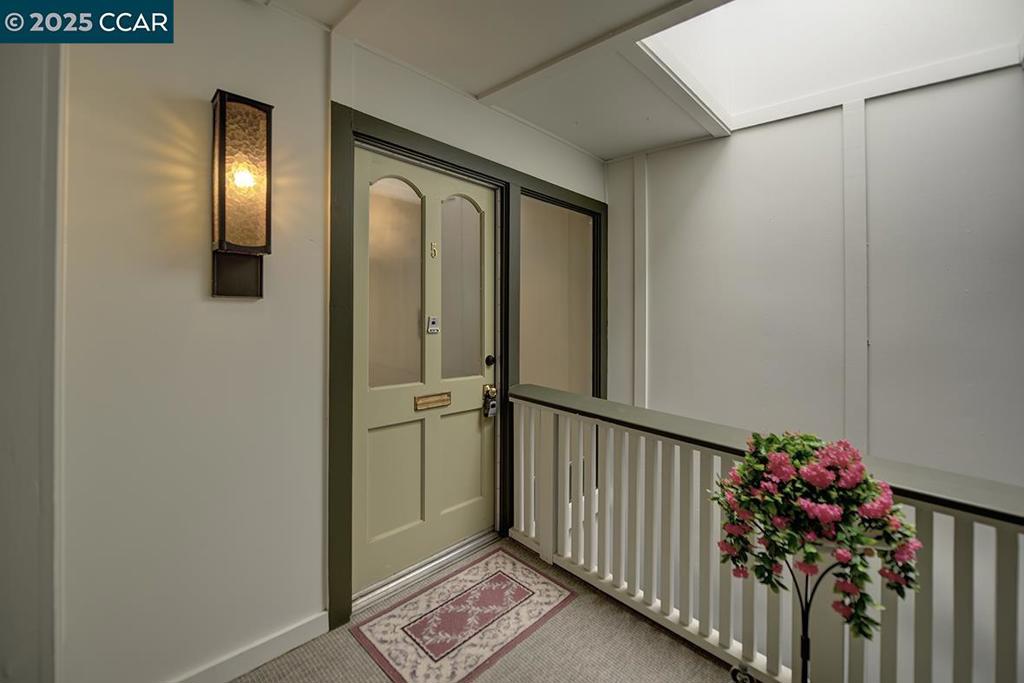 ROSSMOOR - Residential