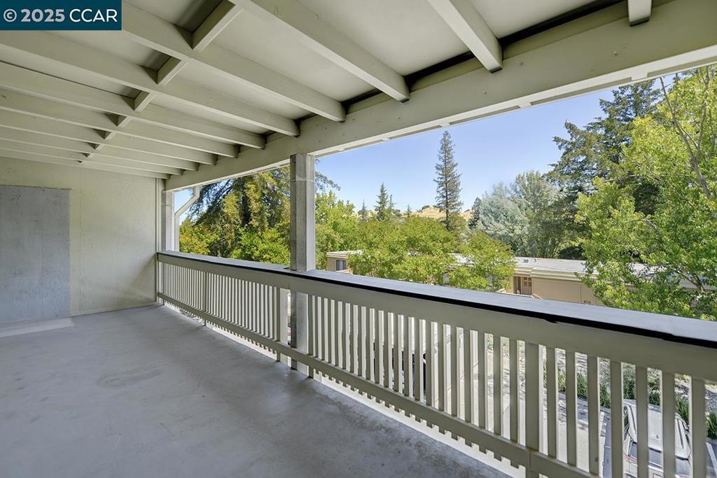 ROSSMOOR - Residential