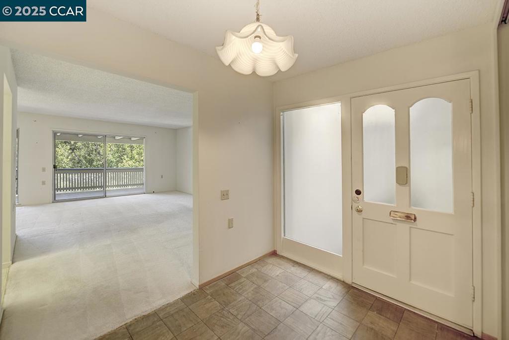 ROSSMOOR - Residential