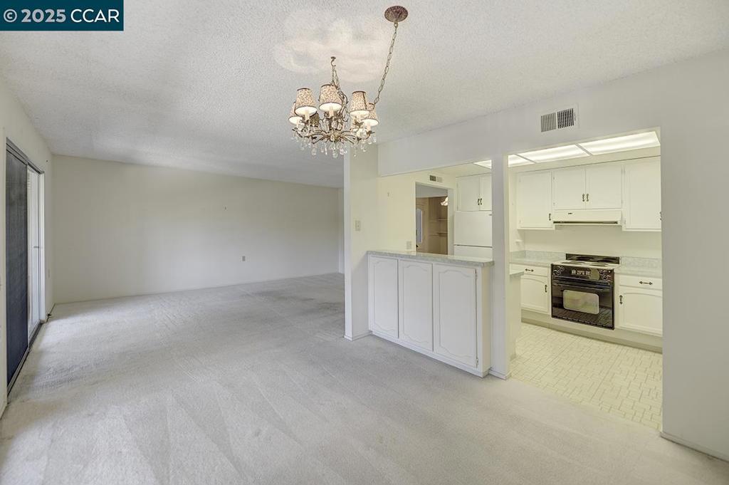 ROSSMOOR - Residential