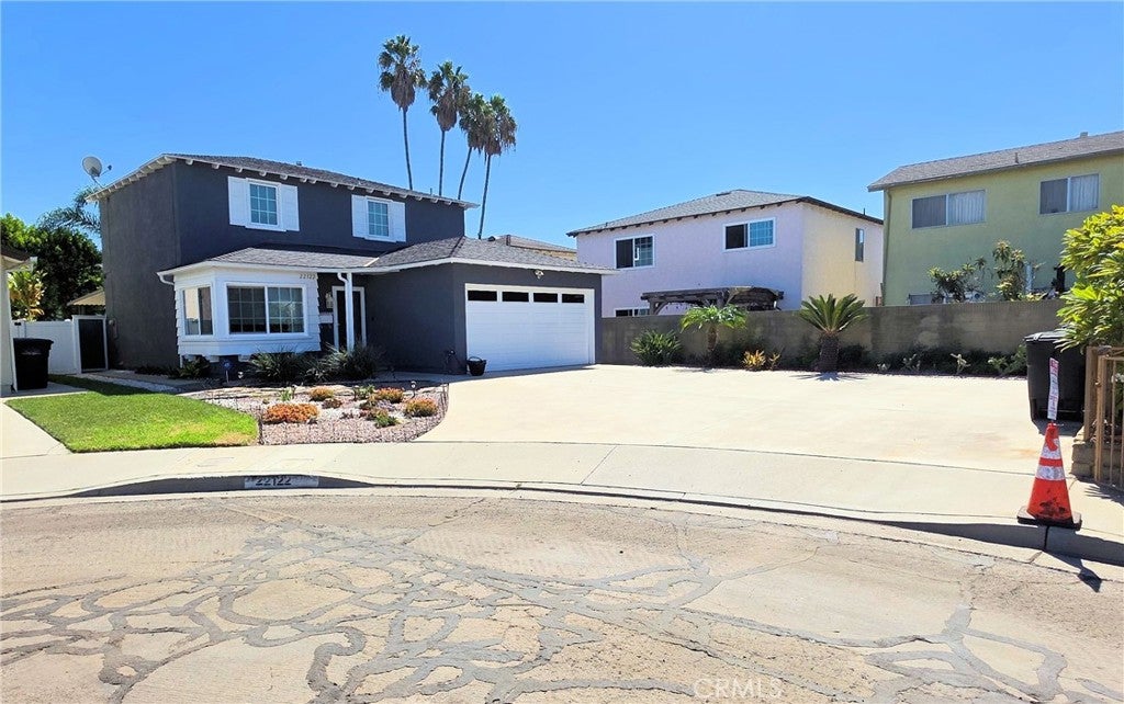 22122 Kenwood