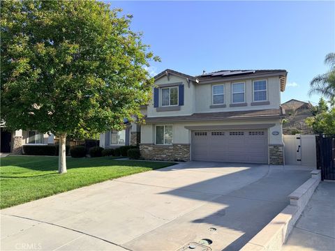 Photo of 23776 Brookside Court, Murrieta, CA 92562 (MLS # SB26098576)
