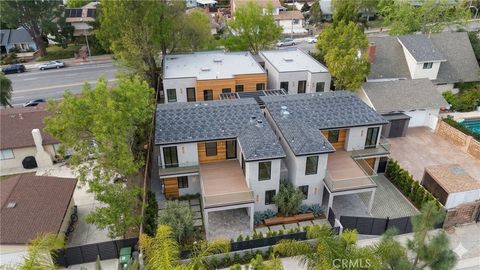 Photo of 11348 Reseda Blvd #D, Porter Ranch, CA 91326 (MLS # SR26065556)