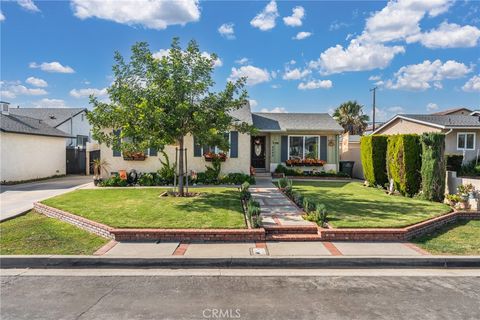 4045 N Walnuthaven Drive Covina CA 91722
