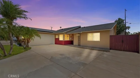 9811 Bolton Avenue, Montclair, CA 91763 - MLS#: CV25165191