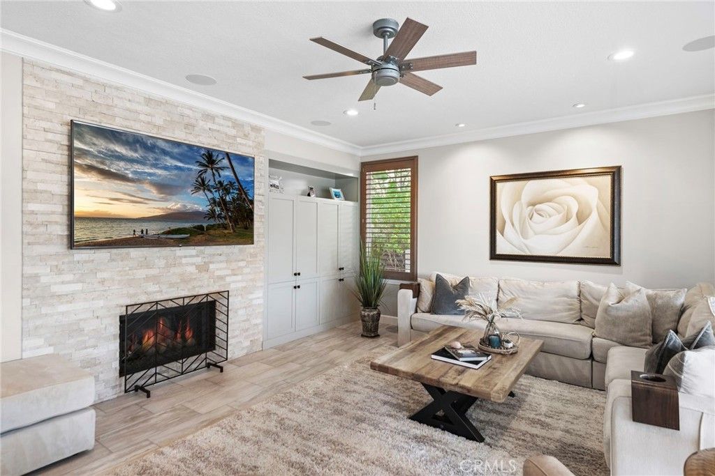 listing image 130724650678220277871