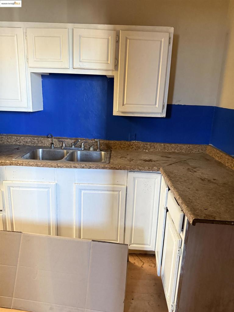 EAST OAKLAND - Residential Income