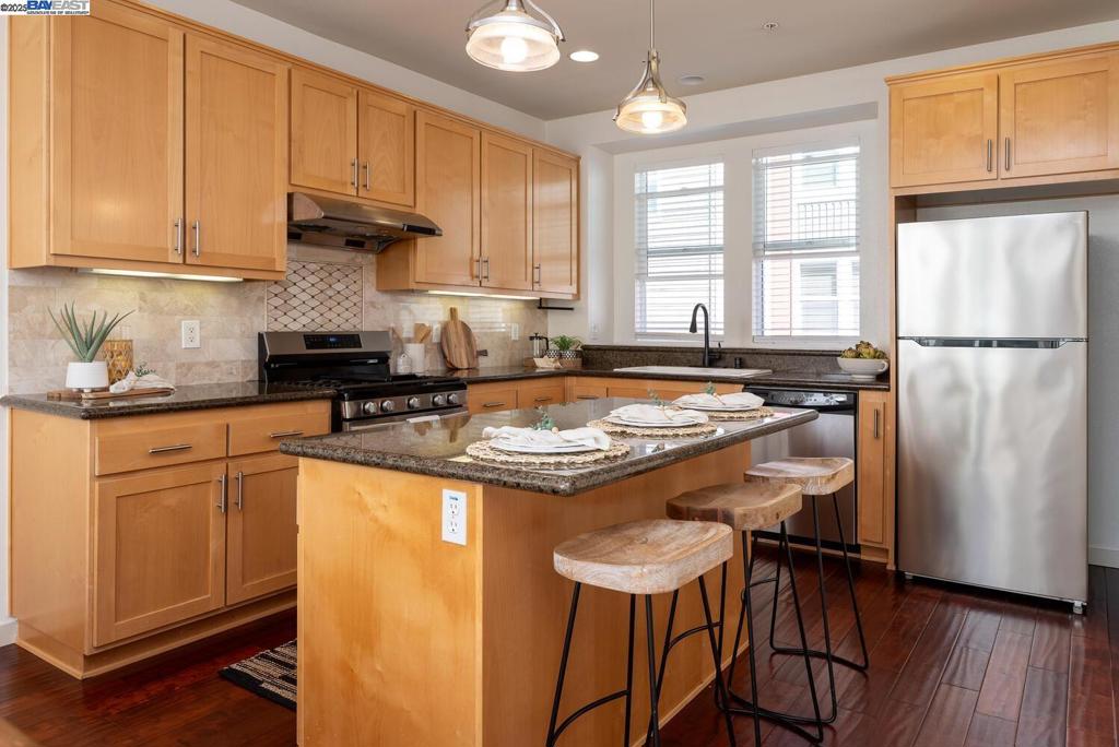 PARKLANE - Residential