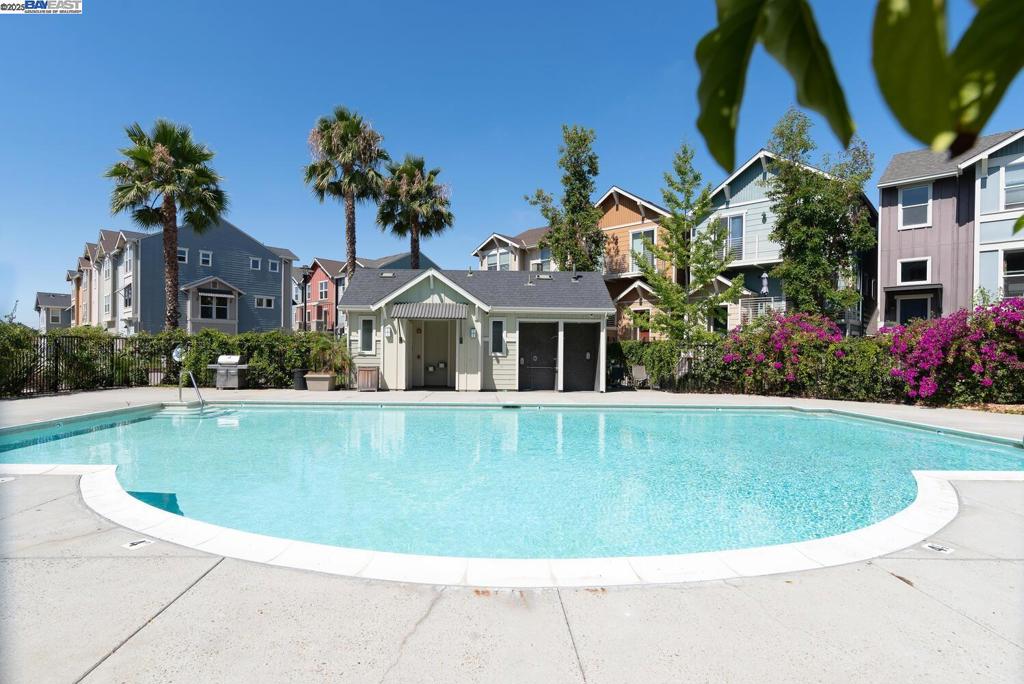 PARKLANE - Residential