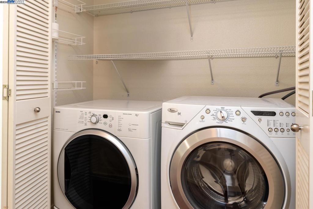 PARKLANE - Residential