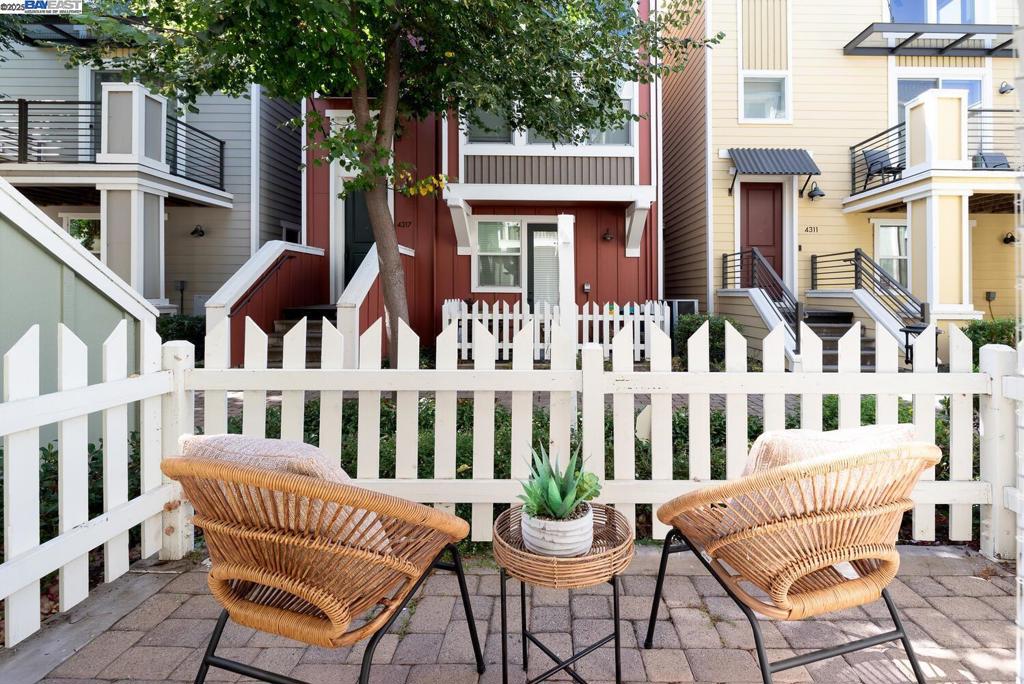 PARKLANE - Residential