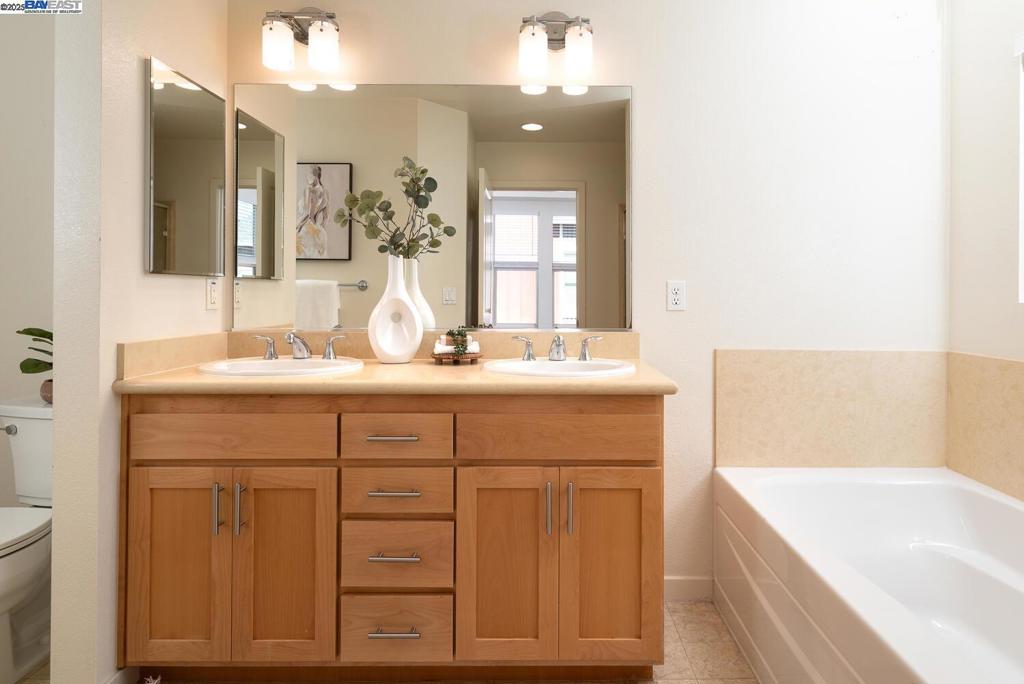 PARKLANE - Residential