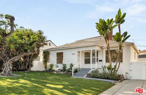Photo of 6027 W 76th Street, Los Angeles, CA 90045 (MLS # 25598535)