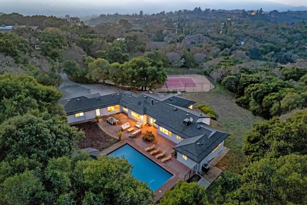 600 Westridge Drive