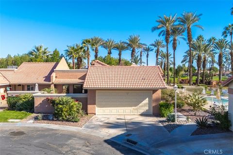 Photo of 42004 Sand Dune Dr, Palm Desert, CA 92211 (MLS # OC25266859)